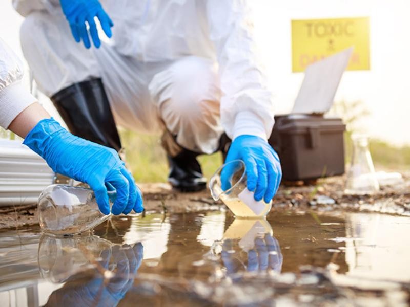 Remediação Química com: Oxidantes, Surfactantes, Redutores, Estabilizantes e Neutralizantes